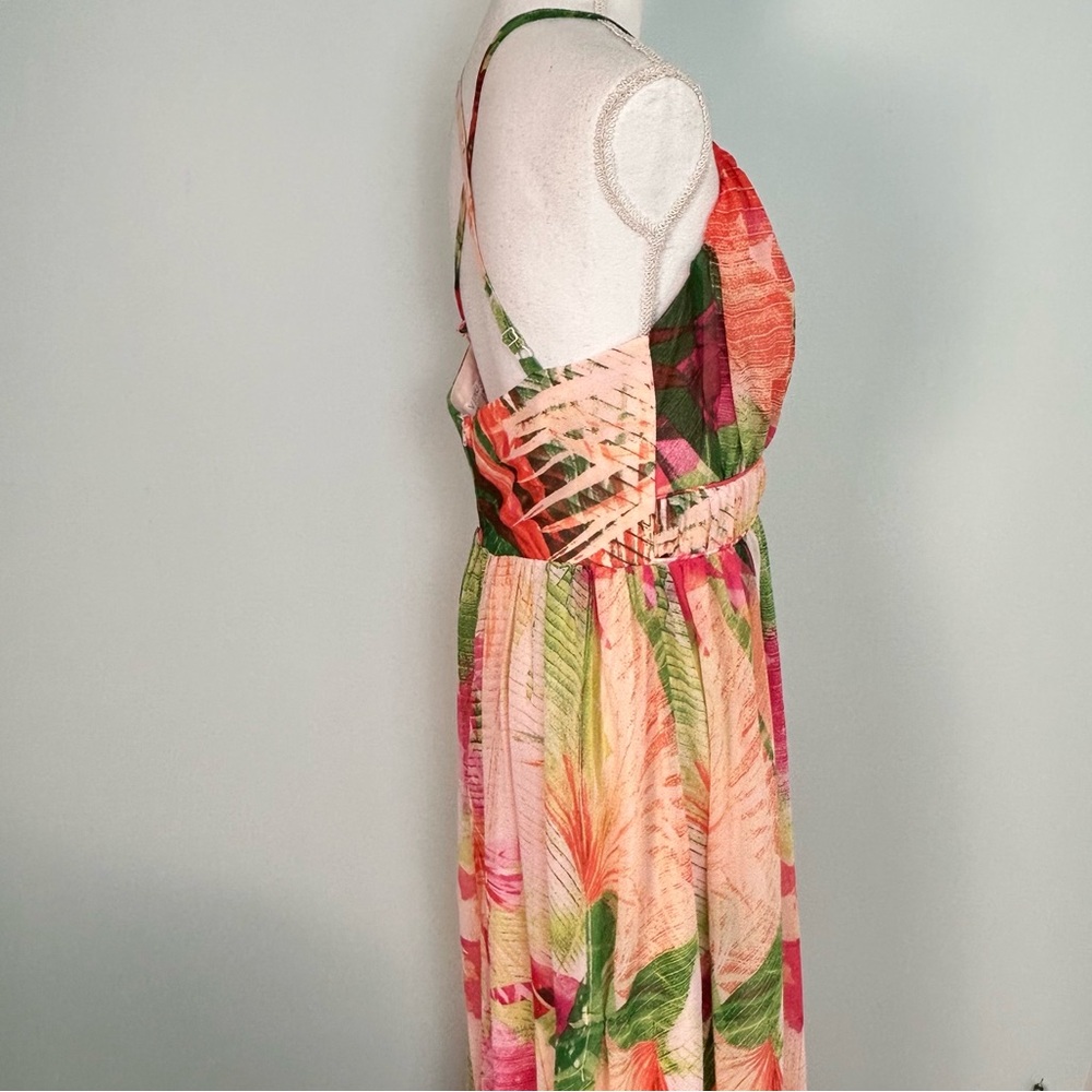 VENUS Tropical Print Maxi Dress - Picture 10 of 14